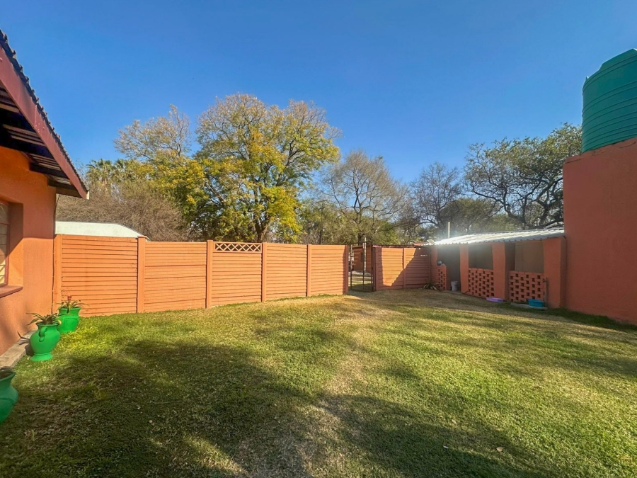 4 Bedroom Property for Sale in De Kroon A H North West